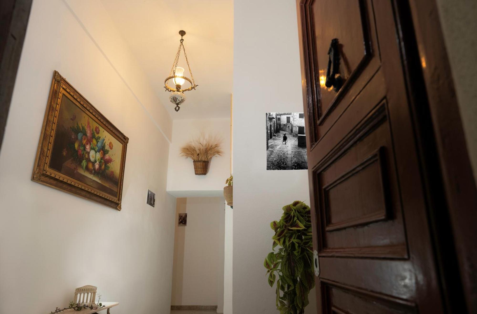 B & B Agrigento Antica Exterior photo